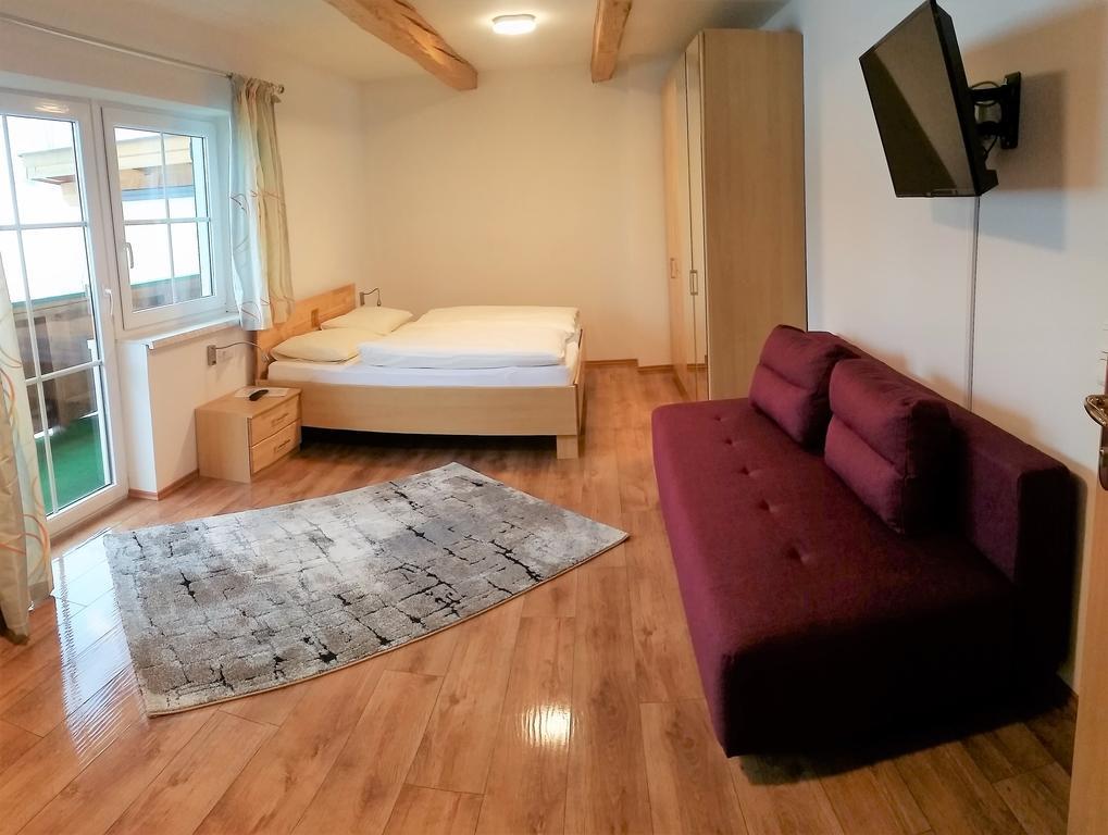 Landgasthof Hotel Zehenthof Пфаррверфен Экстерьер фото